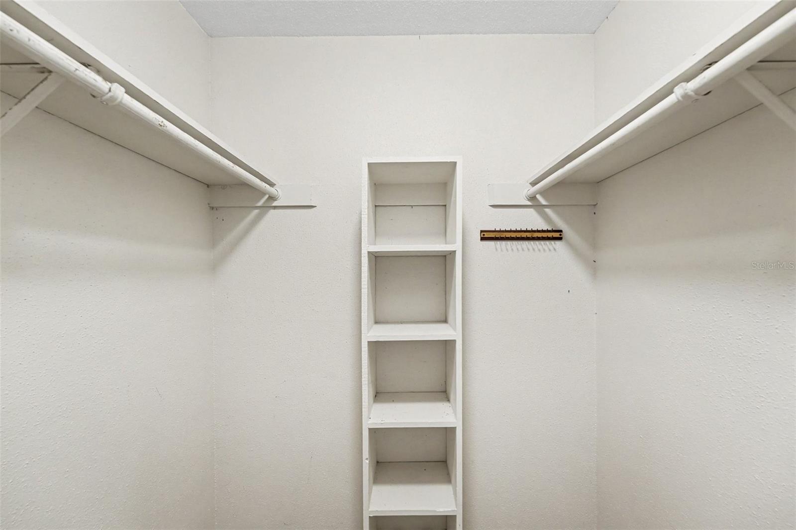 ENCLAVE AT ST PETERSBURG - Residential