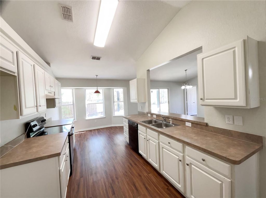 Photo of 127 Redwood Track Course, Ocala, FL 34472 (MLS # O6390370)