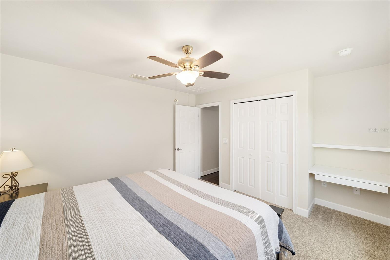 WESTON OAKS - Residential