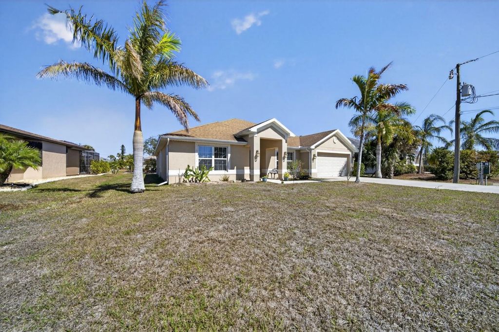 Photo of 362 Salvador Drive, Punta Gorda, FL 33983 (MLS # A4683562)