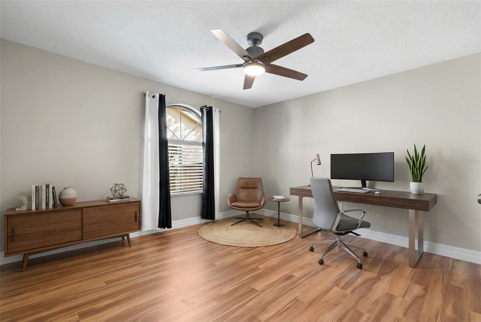 PALM WEST - Residential