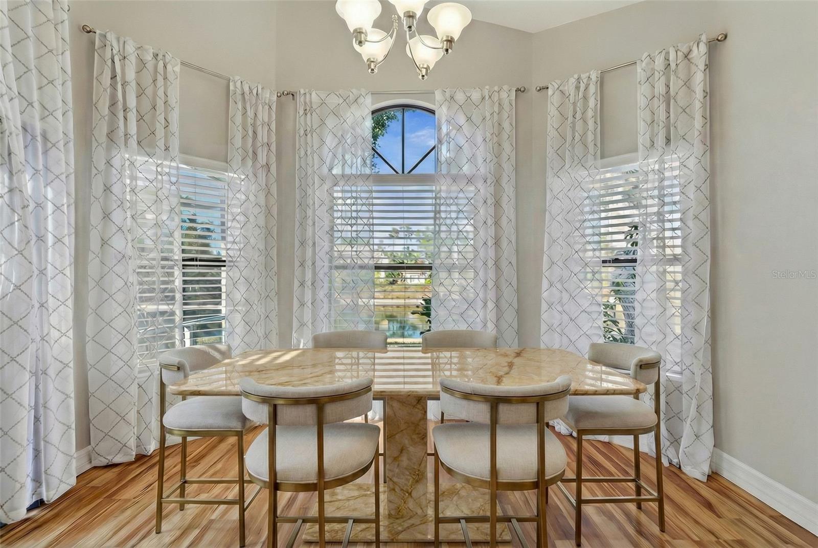 PALM WEST - Residential