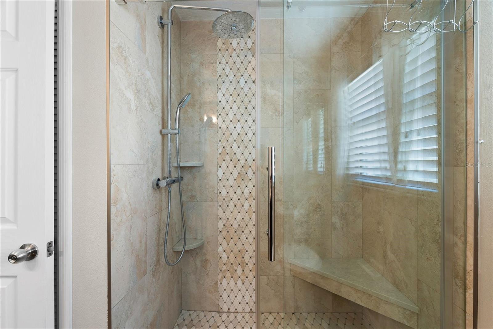 PALM WEST - Residential