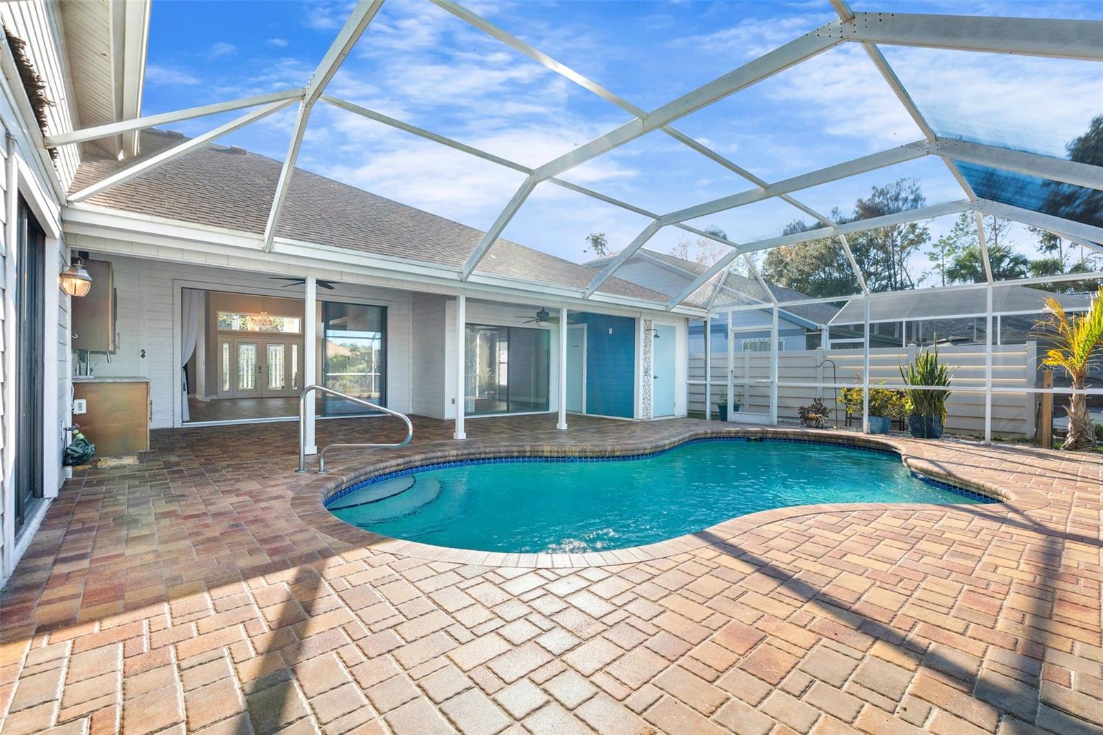 PALM WEST - Residential