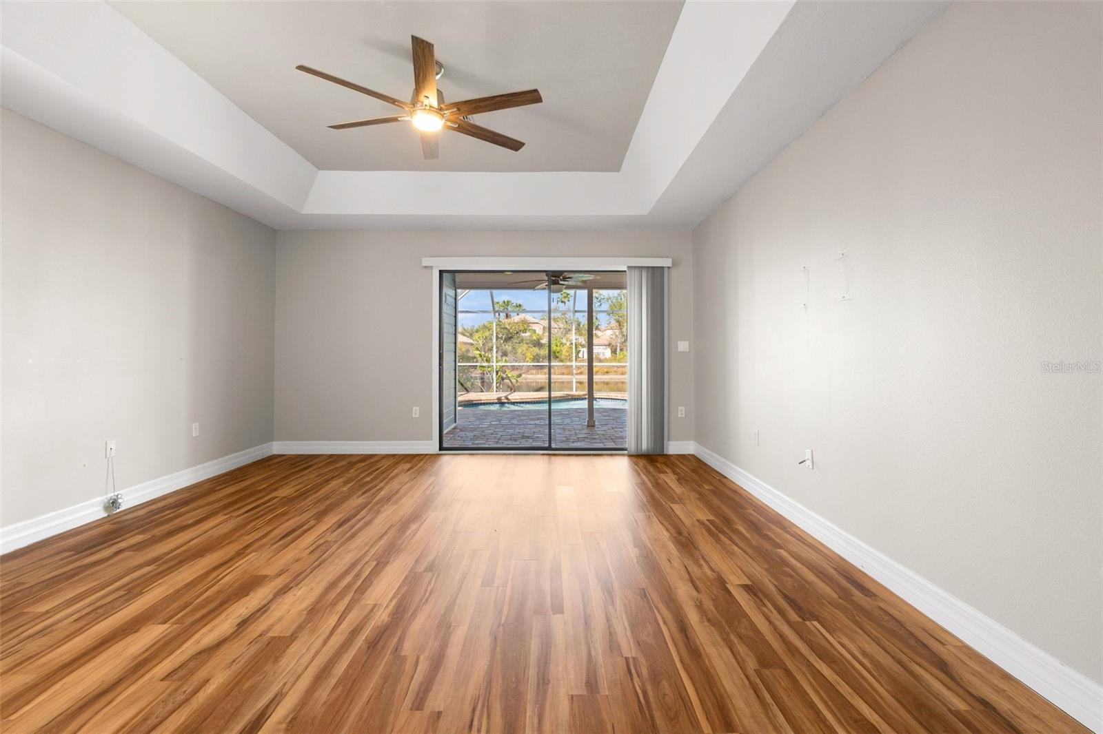 PALM WEST - Residential