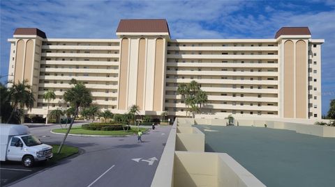 Photo of 4750 Cove Circle #706, St Petersburg, FL 33708 (MLS # D6147569)