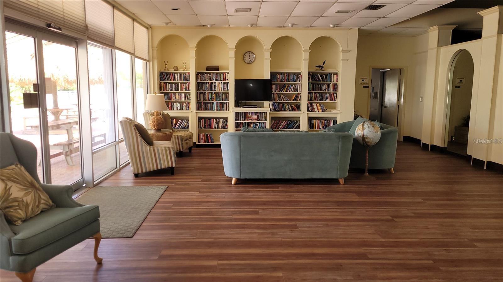 LEXINGTON TOWERS CONDO - Residential