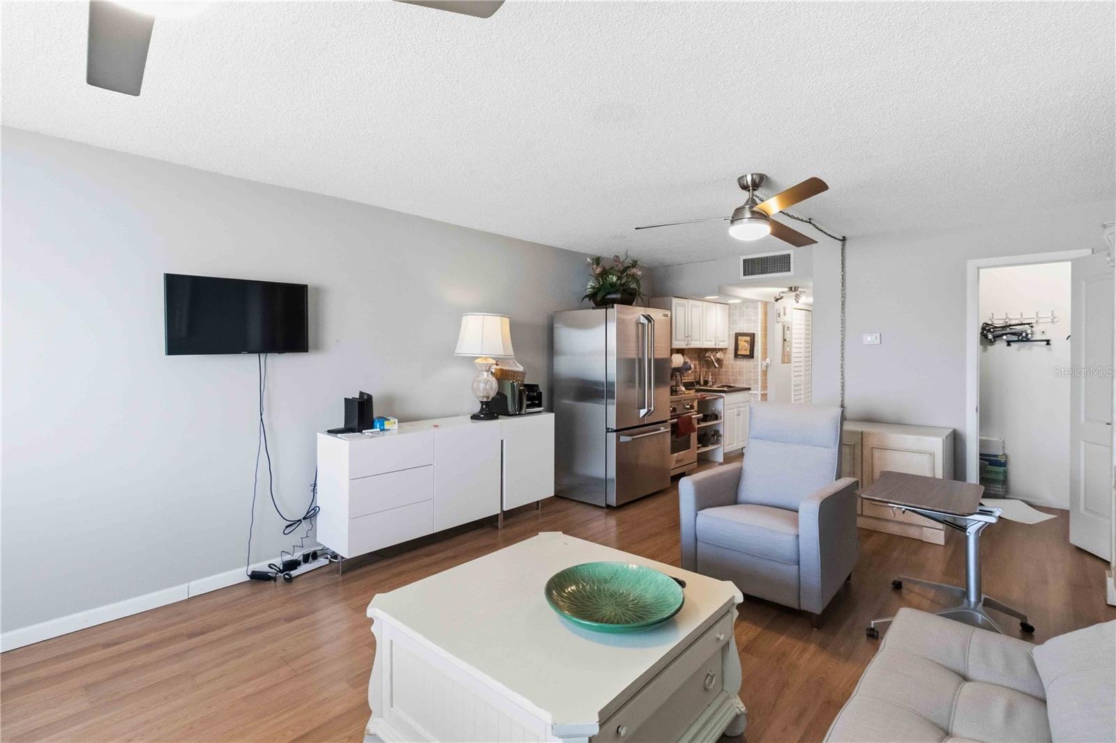 LEXINGTON TOWERS CONDO - Residential
