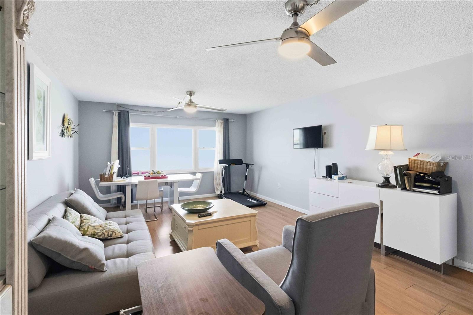 LEXINGTON TOWERS CONDO - Residential