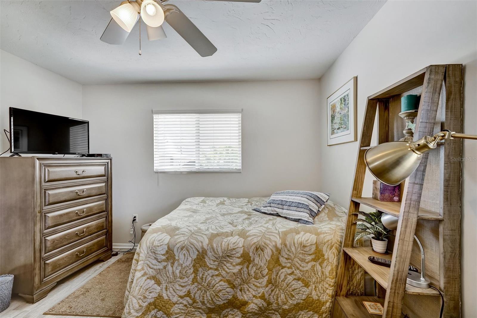 PARADISE BAY ESTATES CO-OP - Residential