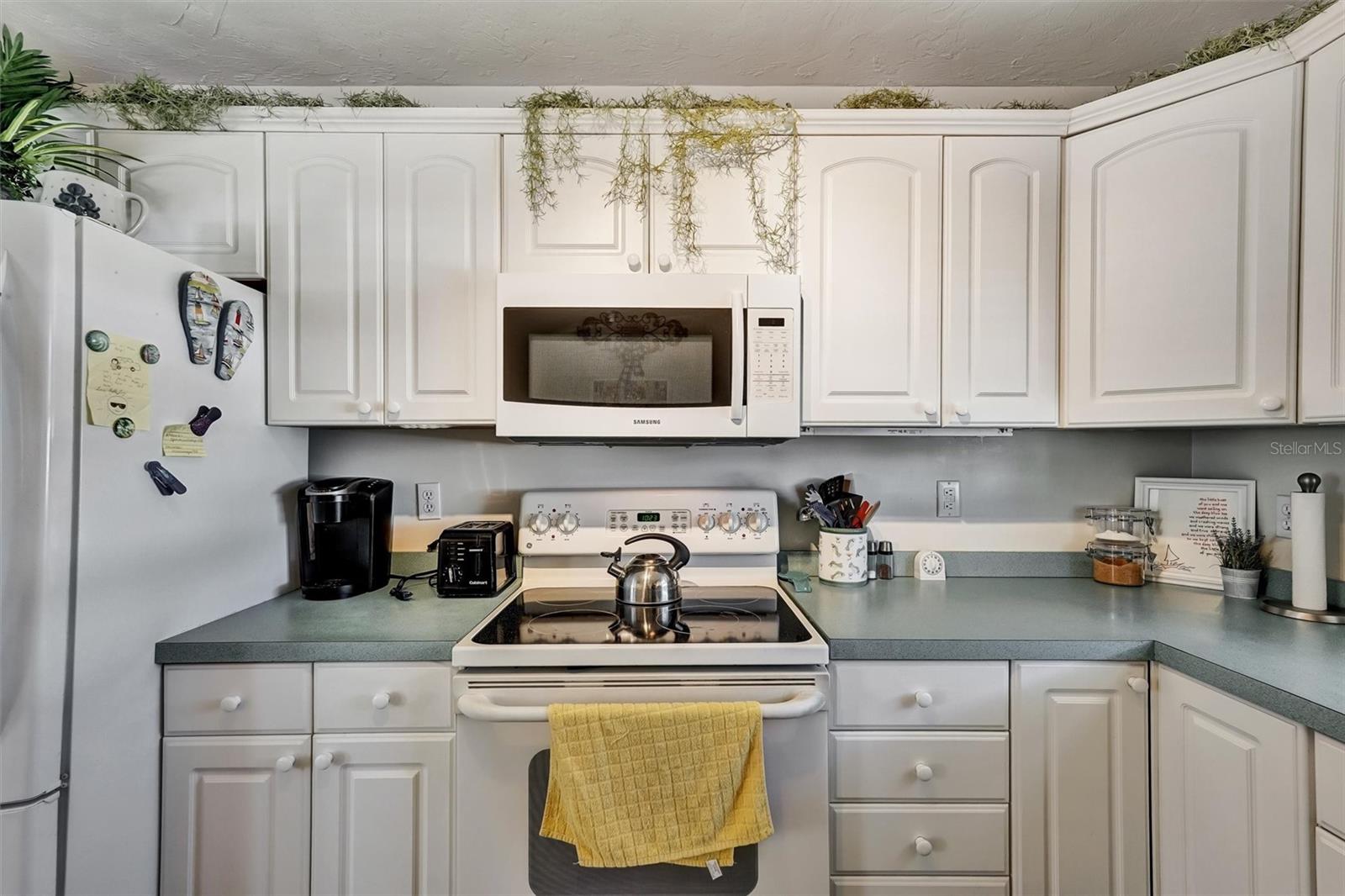 PARADISE BAY ESTATES CO-OP - Residential