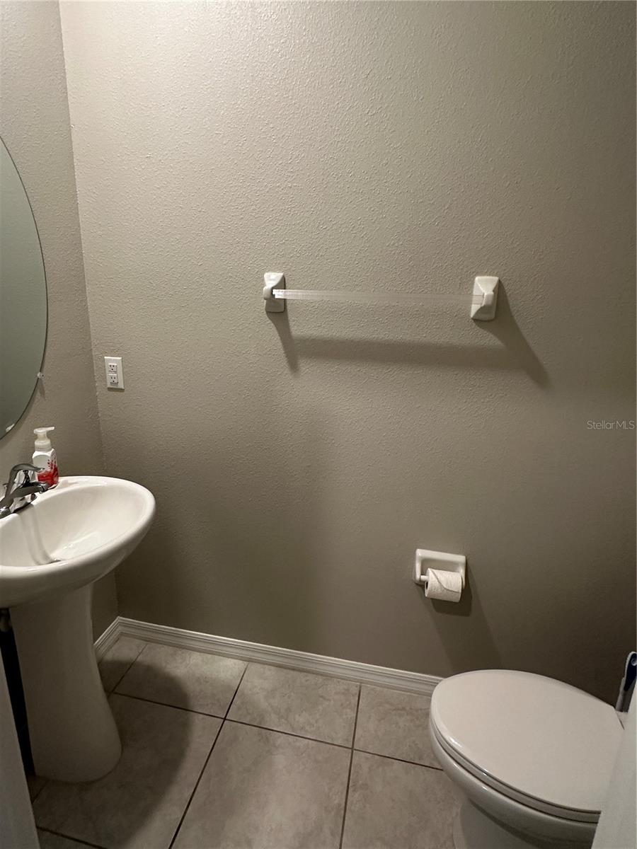 LEISEY SUB - Residential Lease