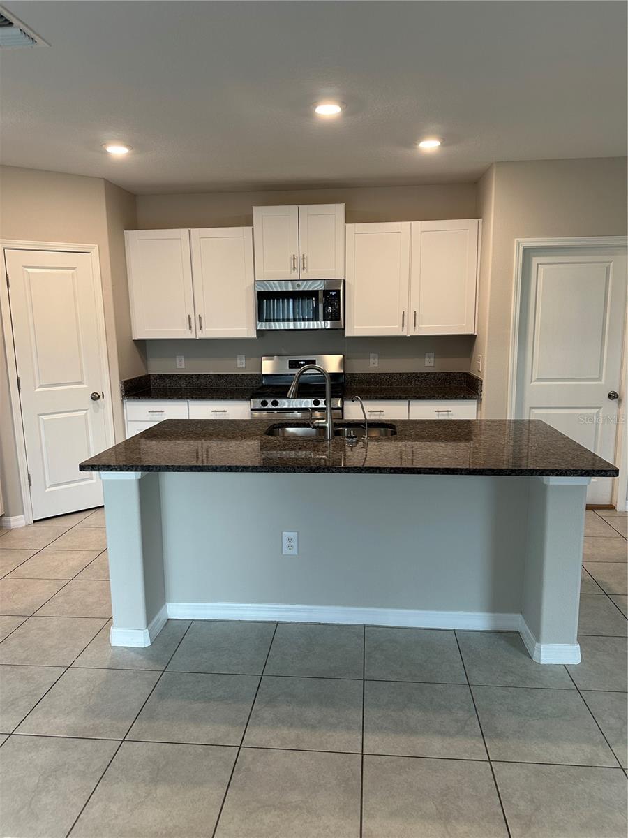 LEISEY SUB - Residential Lease