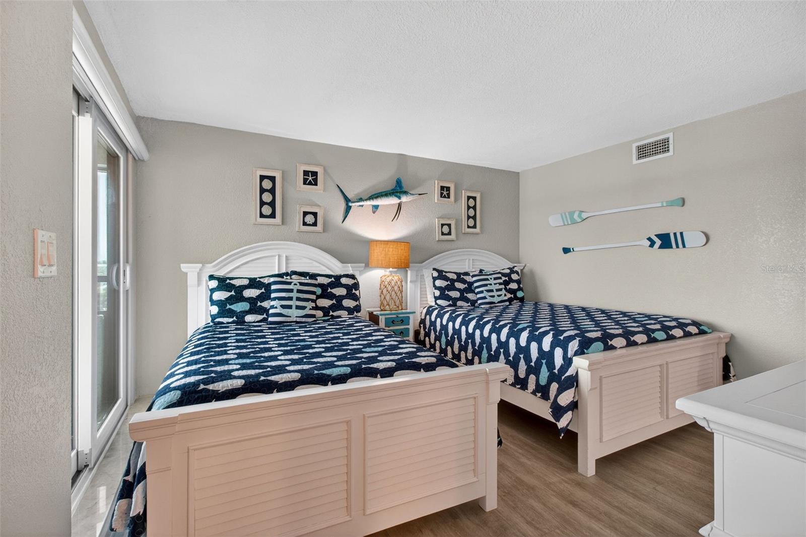 ARIE DAM CONDO - Residential