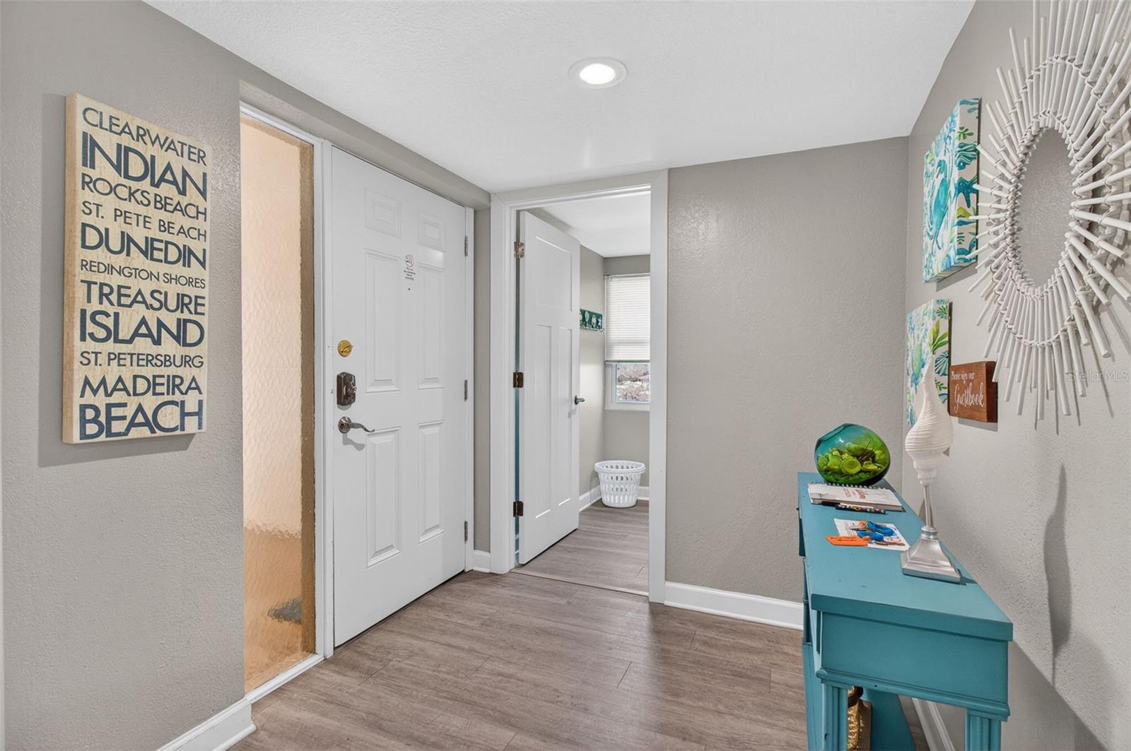 ARIE DAM CONDO - Residential