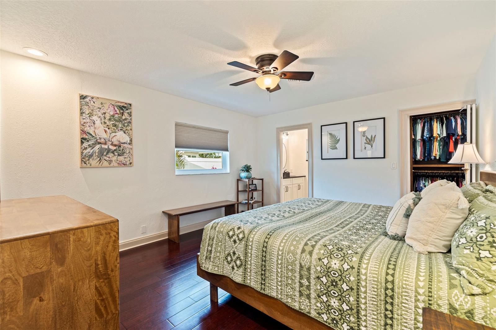 TIERRA VERDE - Residential