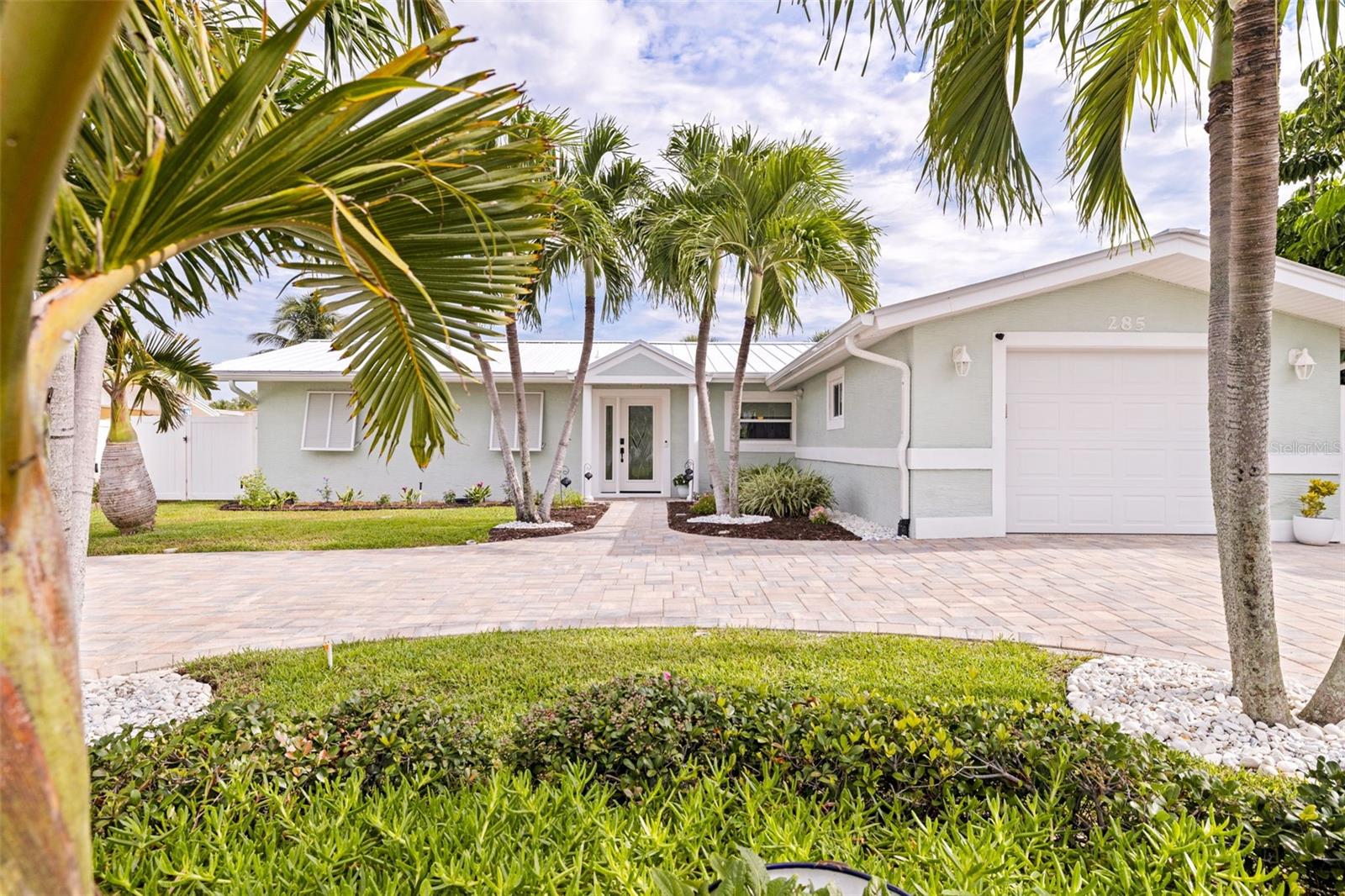 TIERRA VERDE - Residential