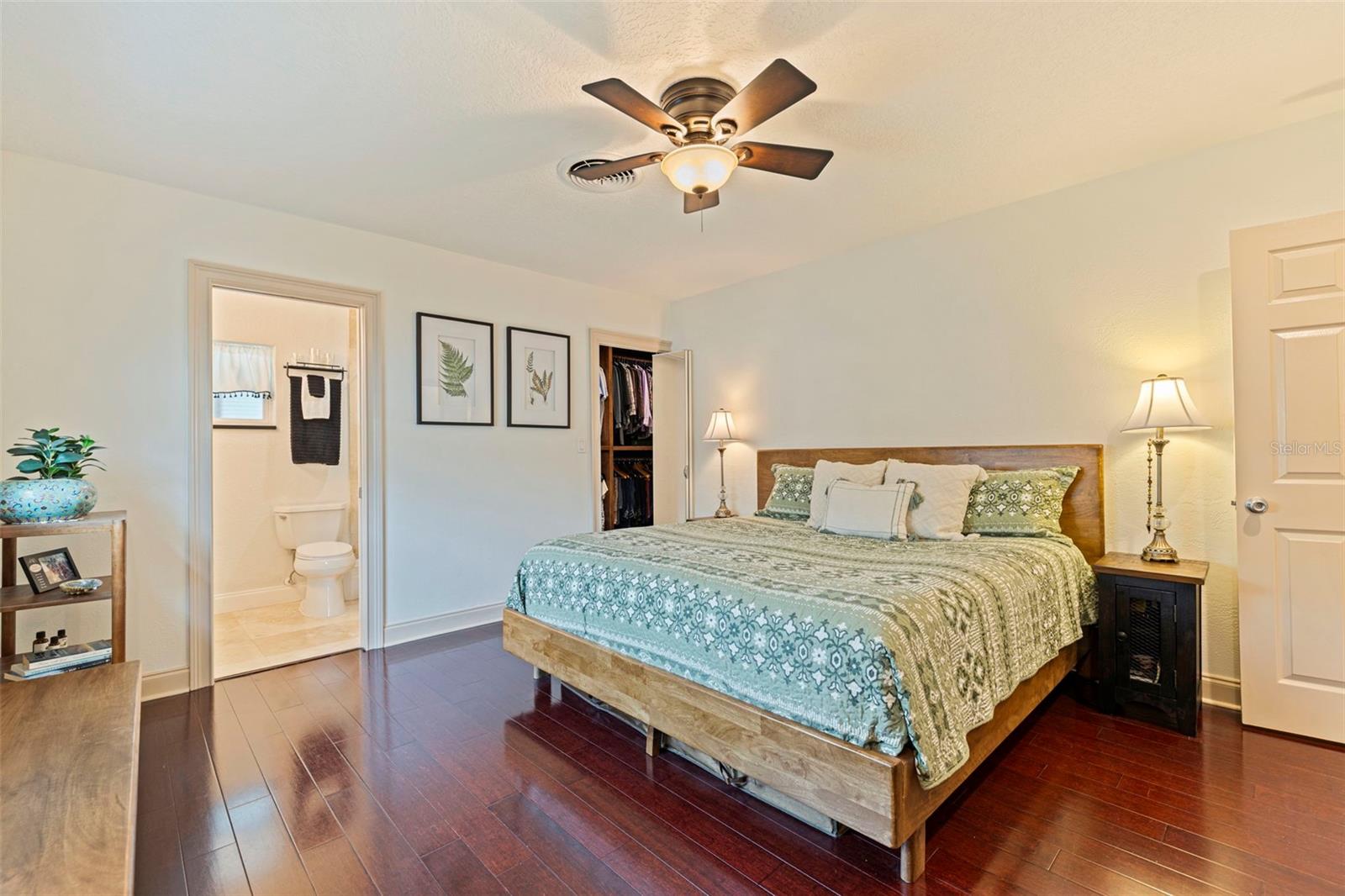 TIERRA VERDE - Residential