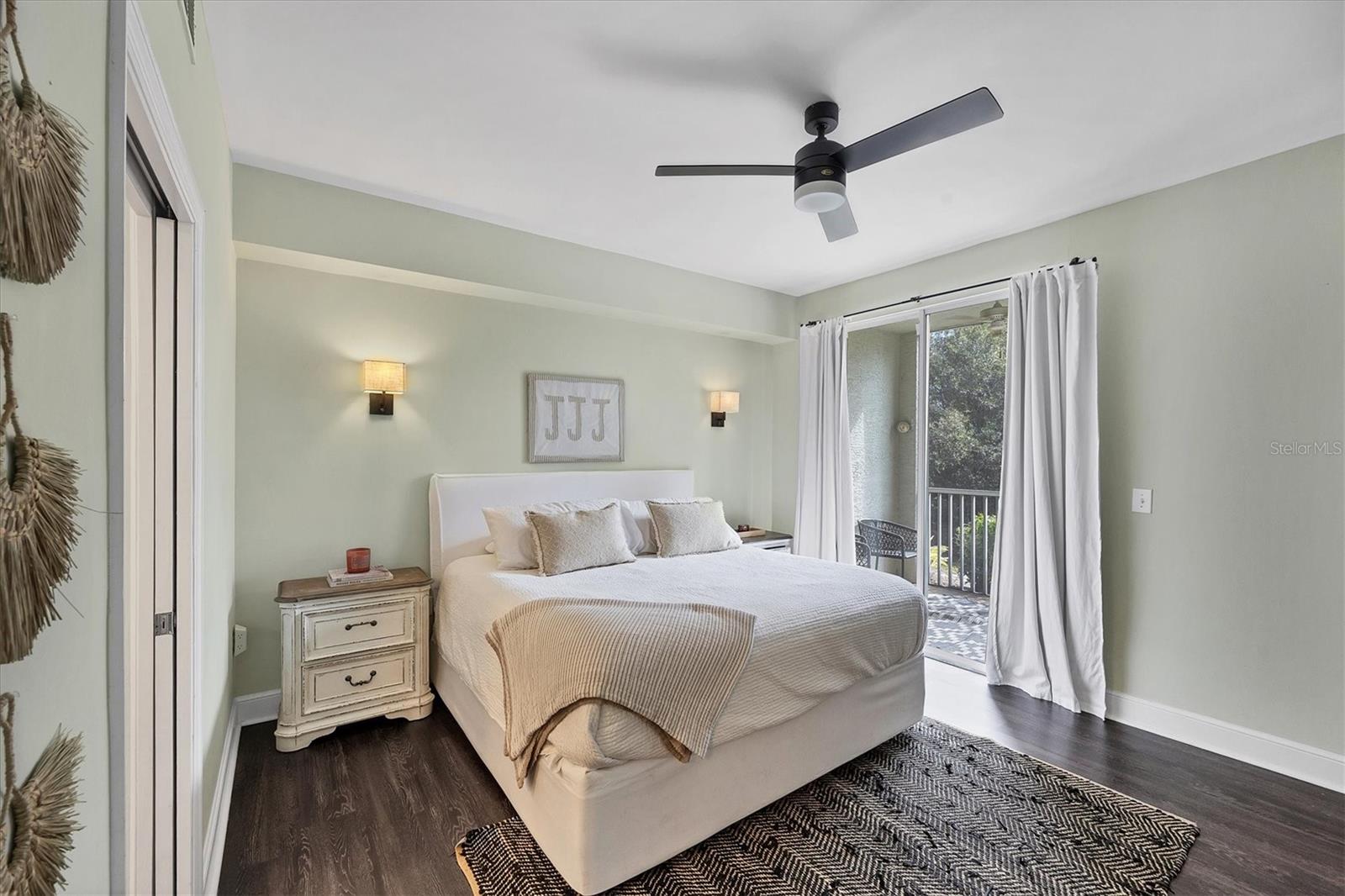 LAS PALMAS OF SARASOTA - Residential