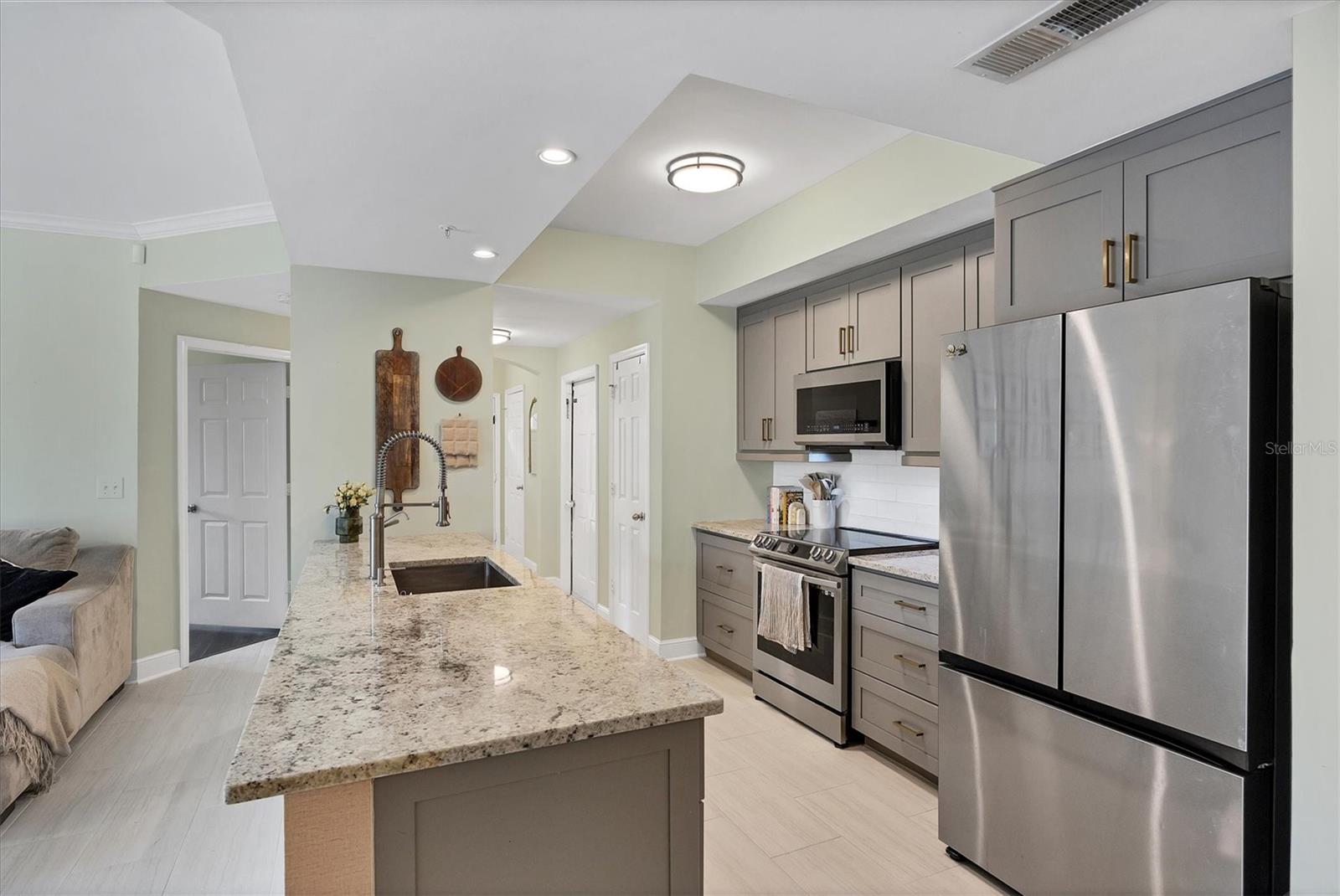 LAS PALMAS OF SARASOTA - Residential