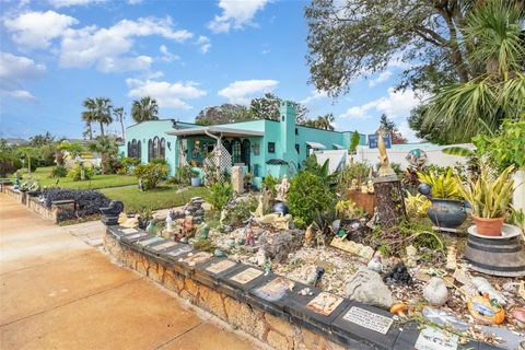 A home in DAYTONA BEACH