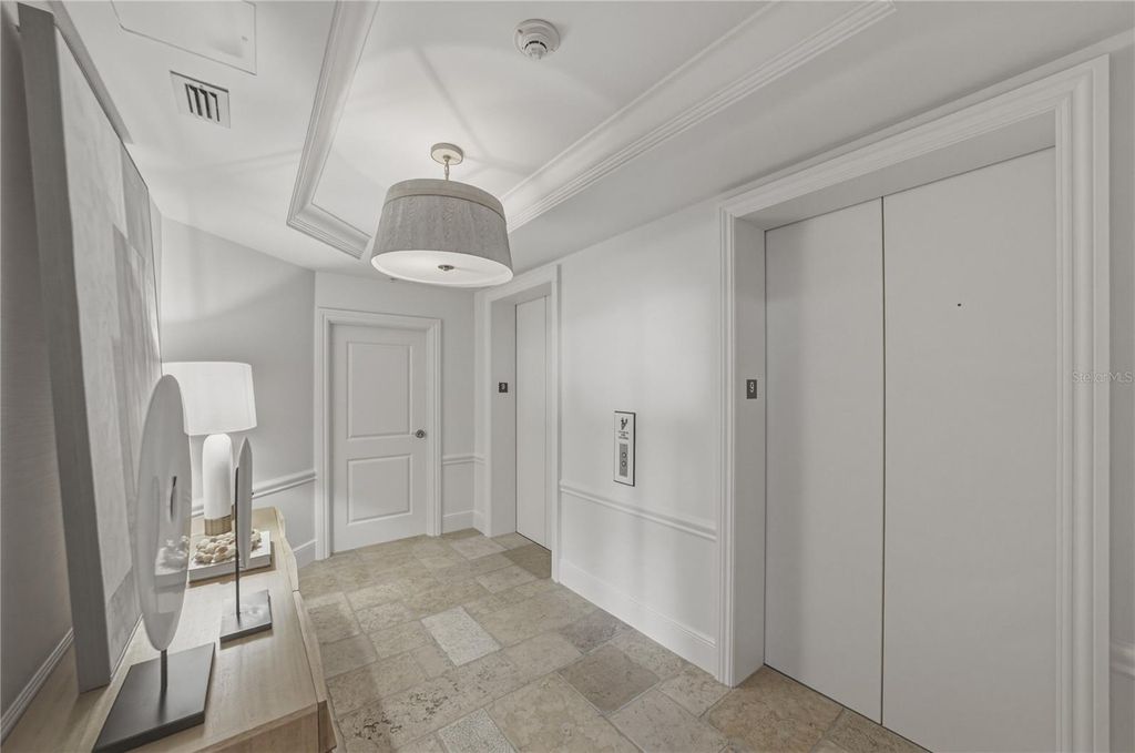 Photo of 450 Knights Run Avenue #902, Tampa, FL 33602 (MLS # TB8488085)