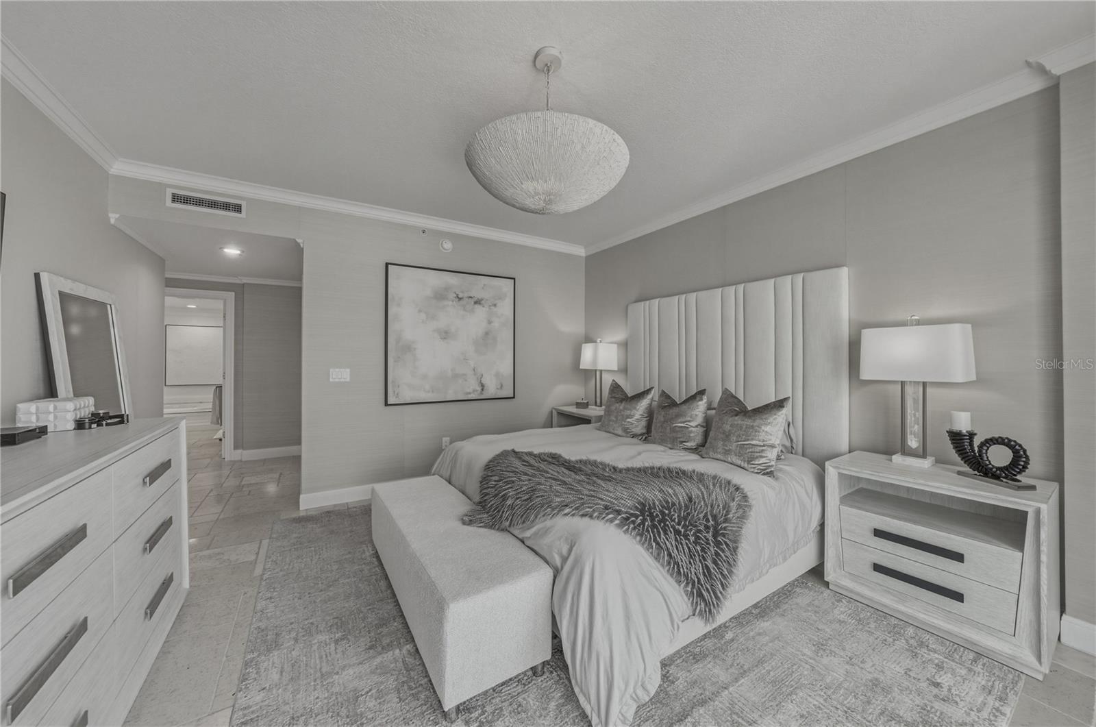 THE PLAZA HARBOUR ISLAND A CON - Residential