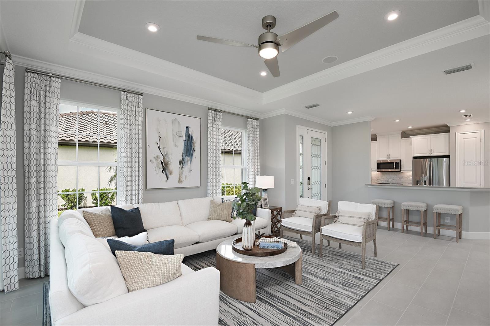 AZARIO ESPLANADE - Residential