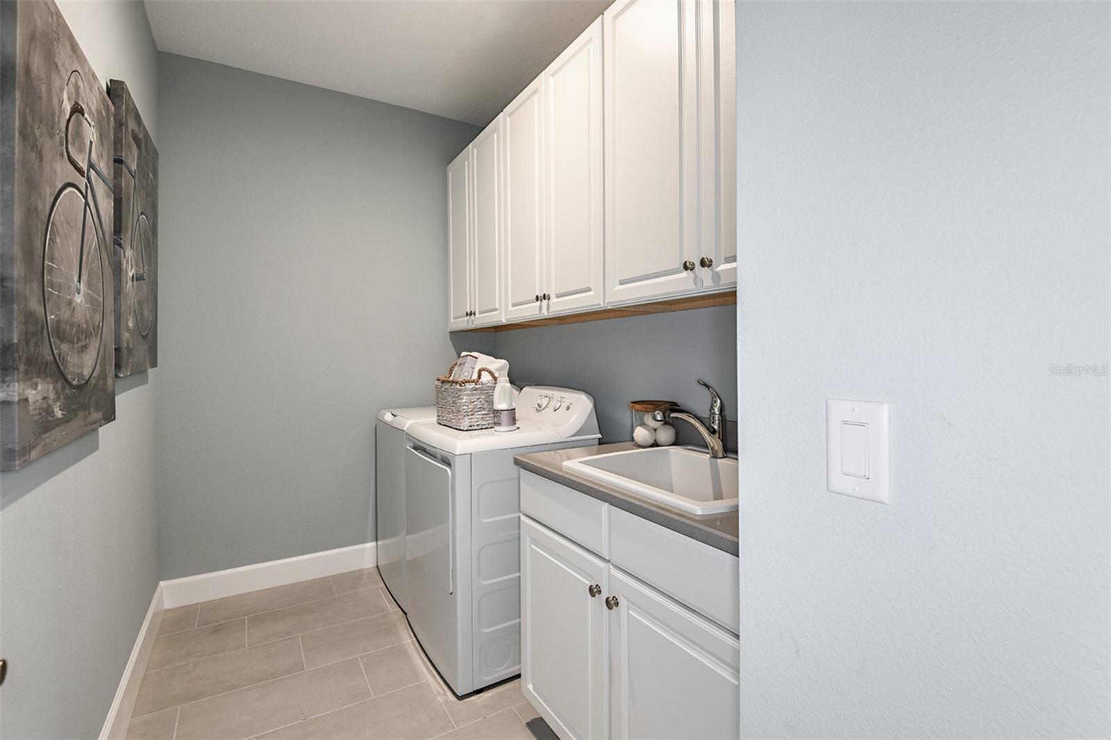 AZARIO ESPLANADE - Residential