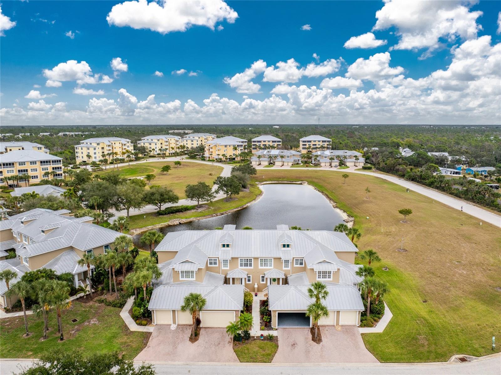 HAMMOCKS-VILLAS PH 02 - Residential