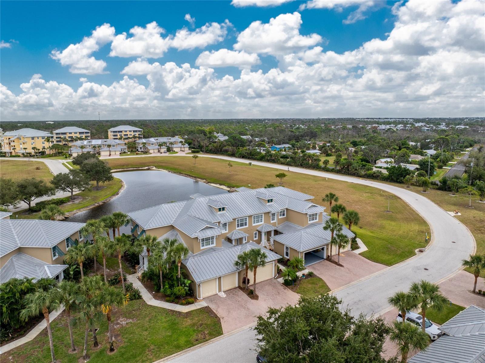 HAMMOCKS-VILLAS PH 02 - Residential