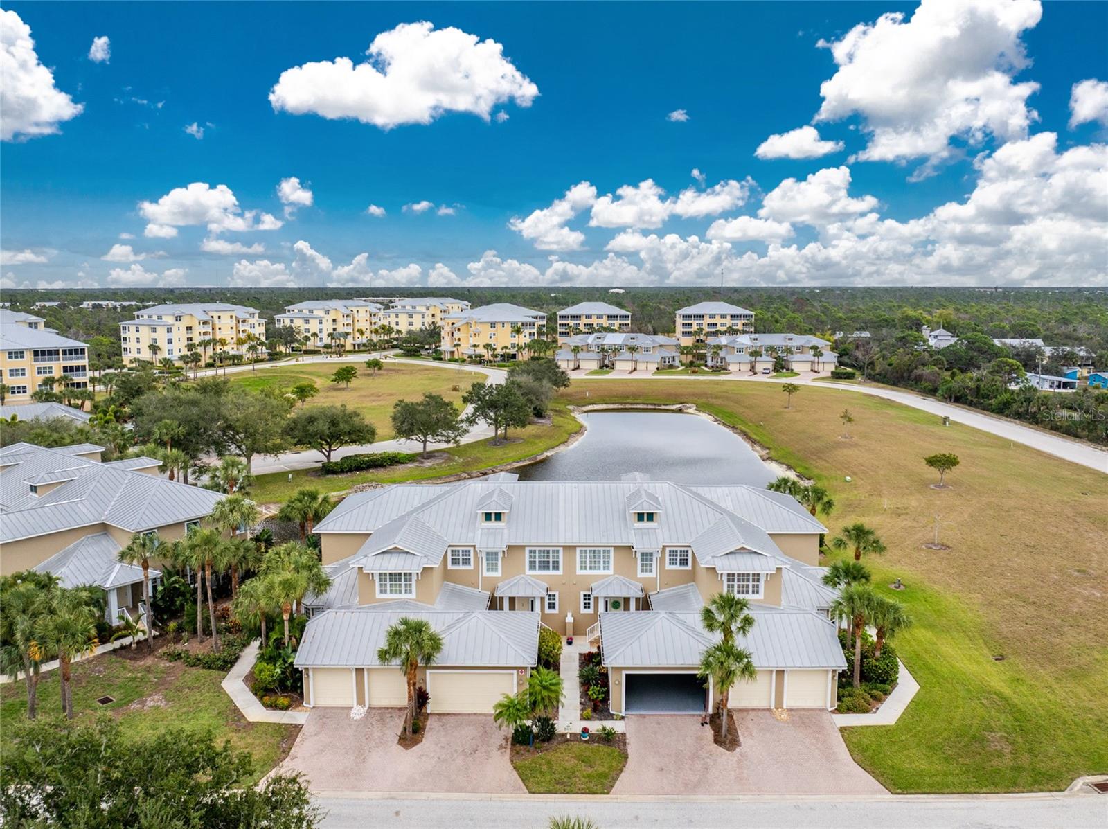 10641 LEMON CREEK LOOP 102