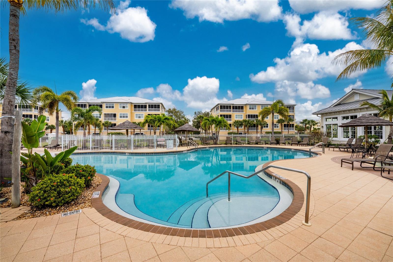 HAMMOCKS-VILLAS PH 02 - Residential