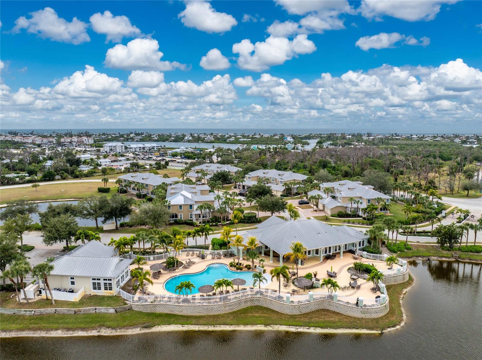 HAMMOCKS-VILLAS PH 02 - Residential