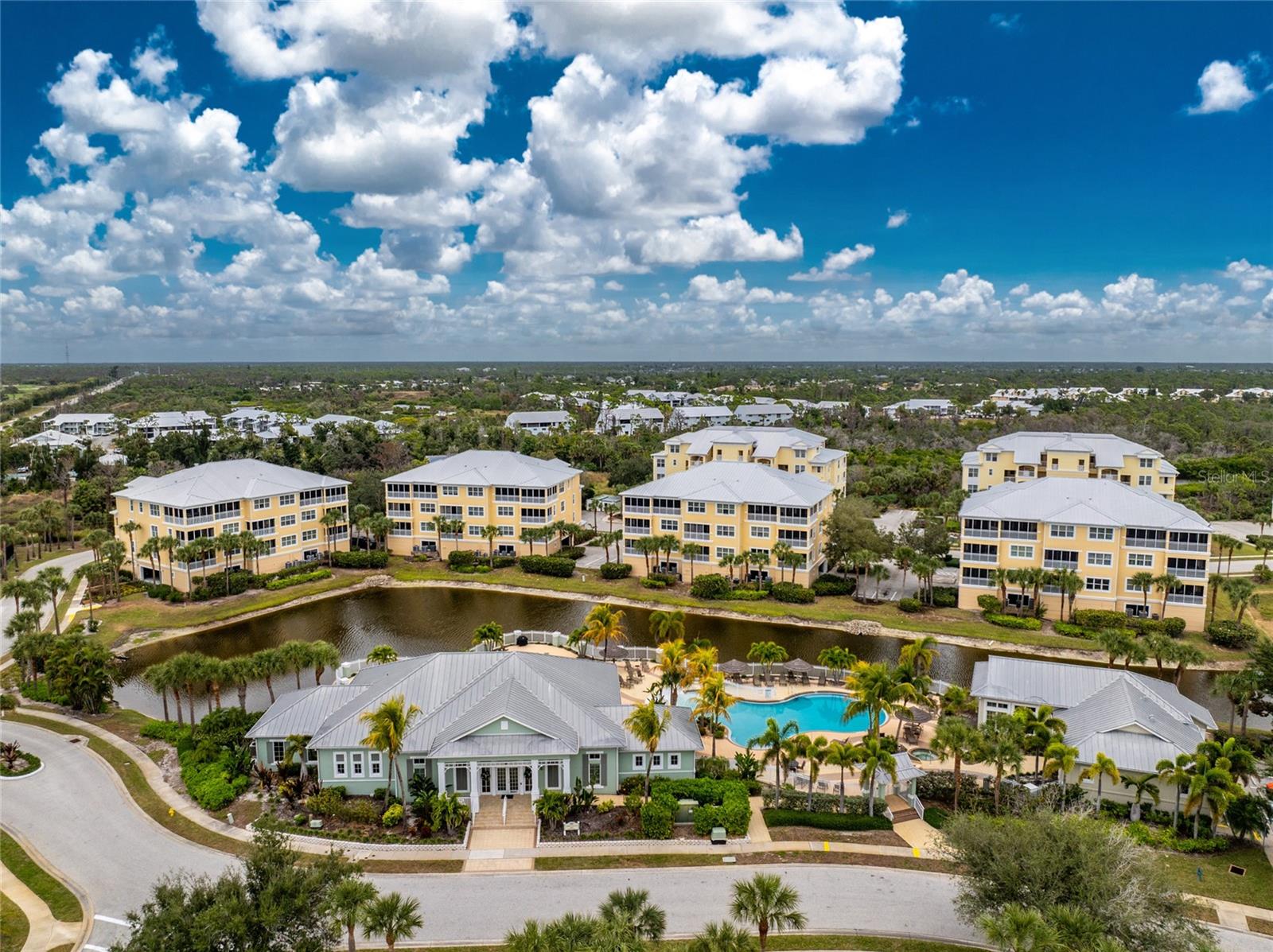 HAMMOCKS-VILLAS PH 02 - Residential