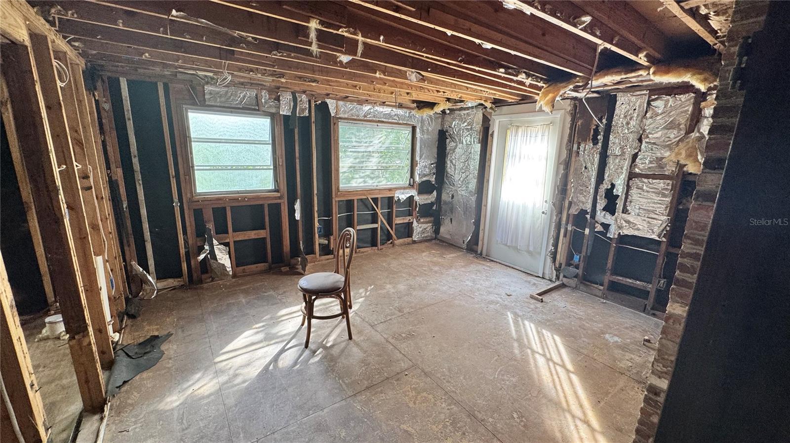 UNIVERSITY SITE - Residential