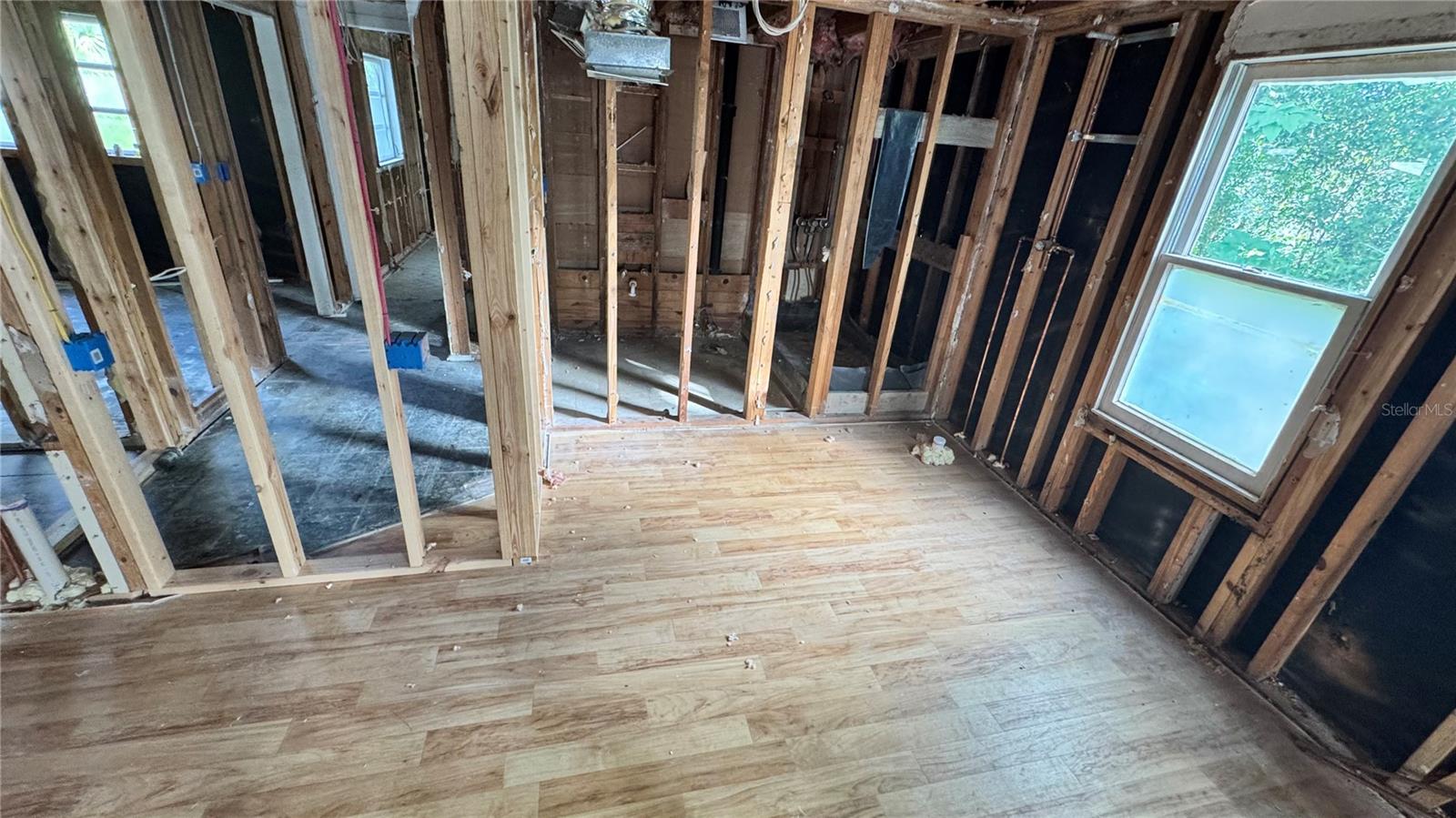 UNIVERSITY SITE - Residential