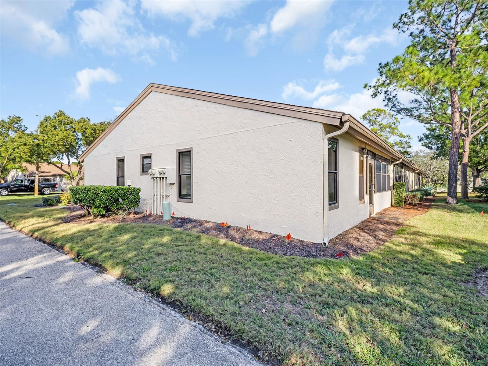 GREEN DOLPHIN PARK CONDO - Residential