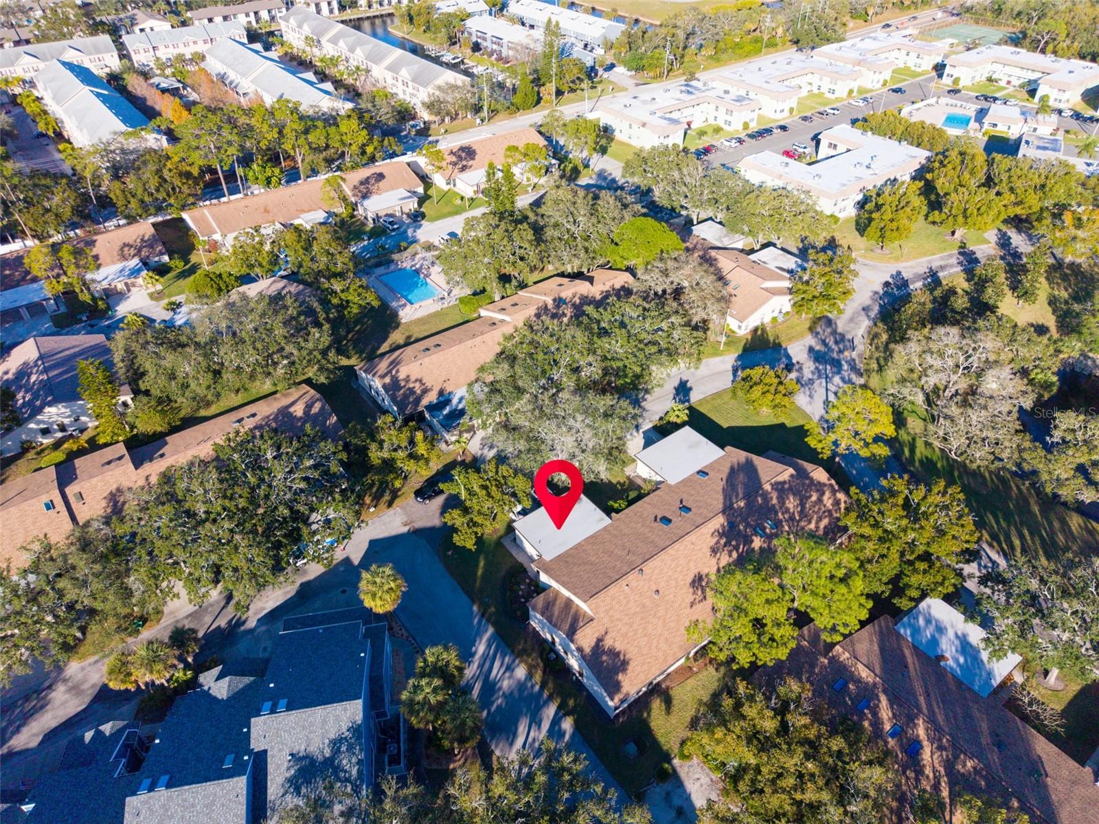 GREEN DOLPHIN PARK CONDO - Residential