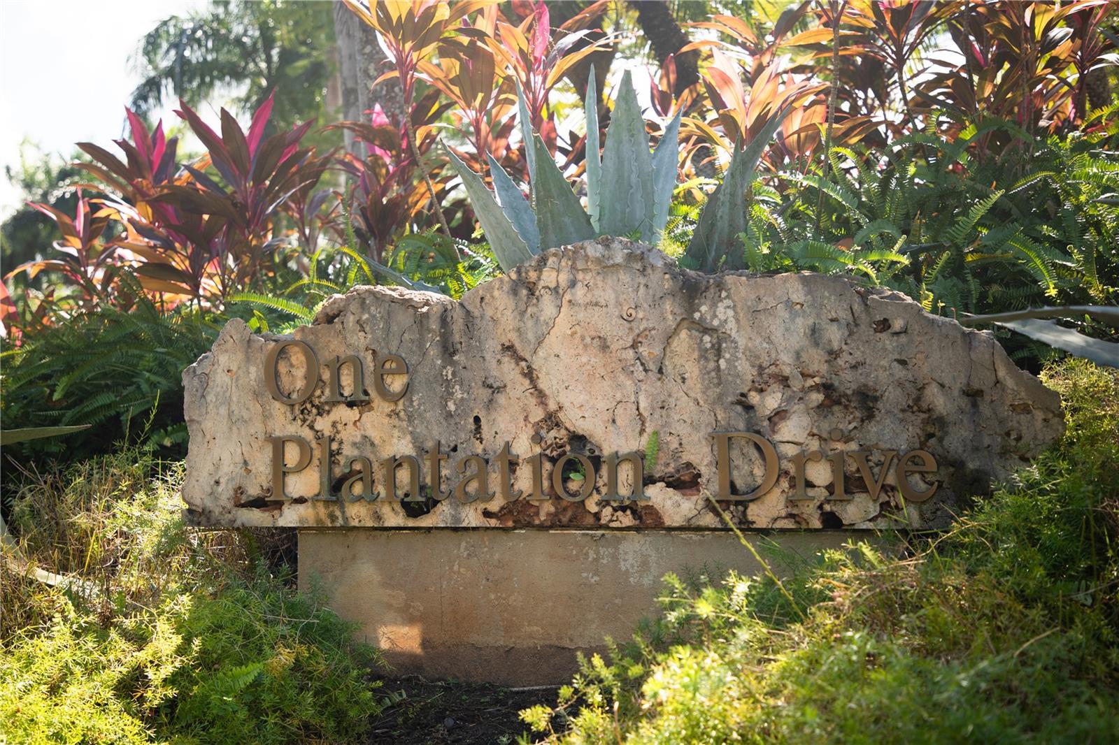 . PLANTATION VILLAGE 1 306