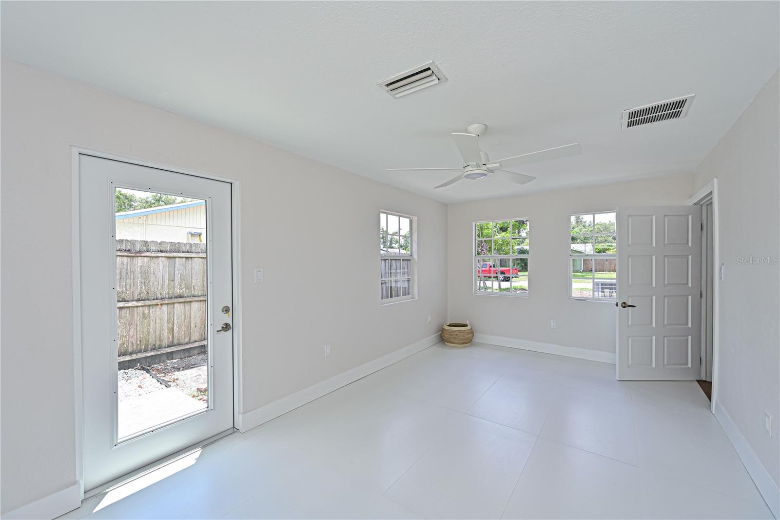 SAN SOUCI SOUTH - Residential