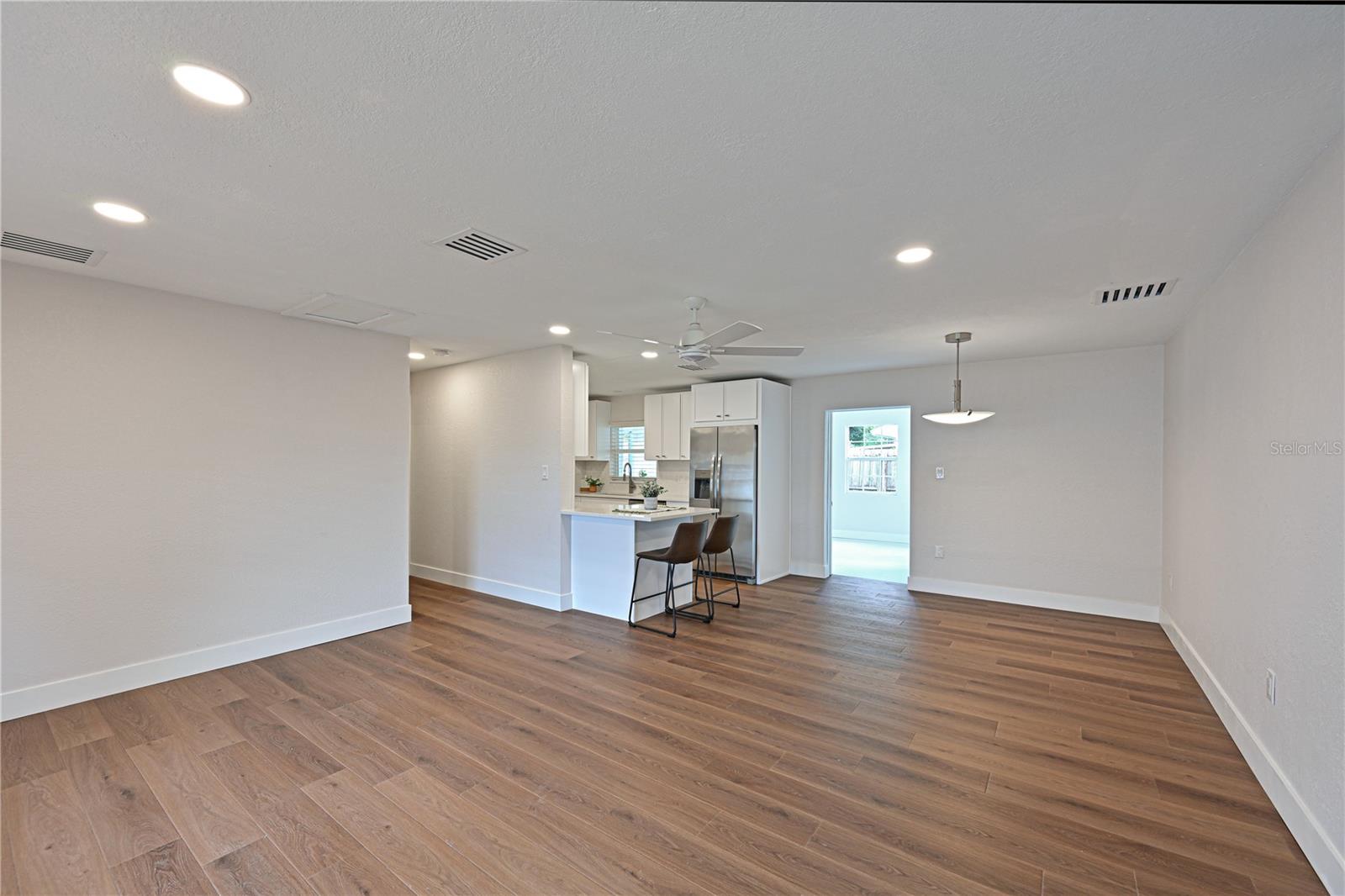 412 BAILEY ROAD