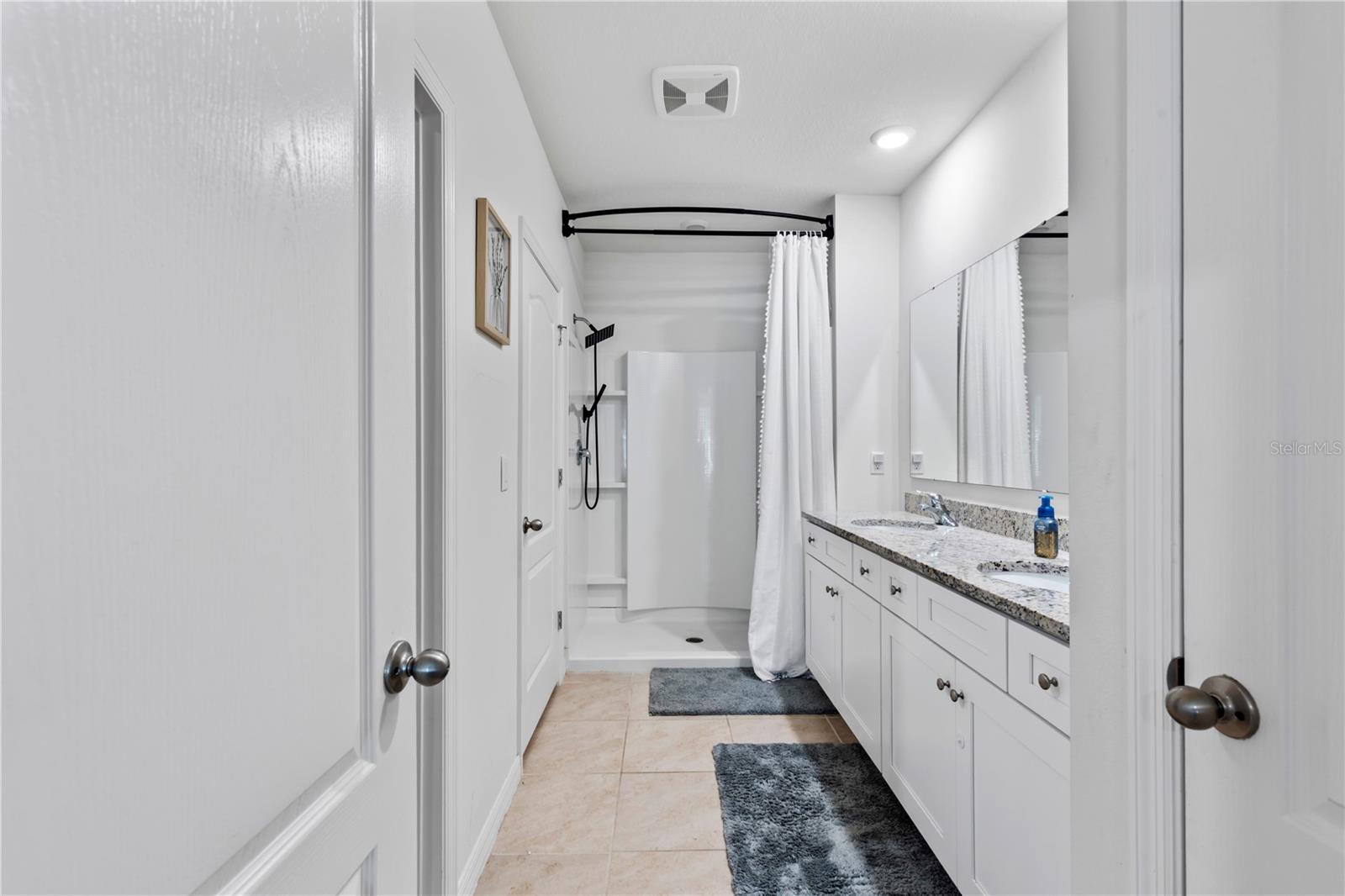 PELHAM PARK PH 3 - Residential