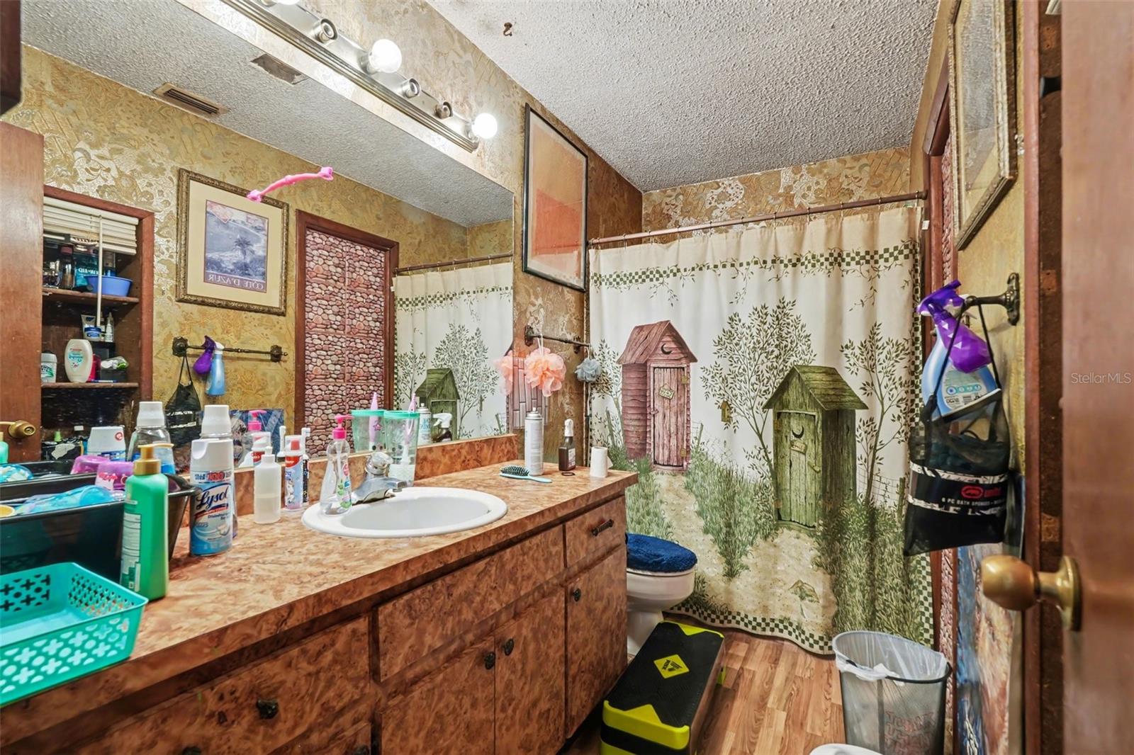 DADE CITY CENTRAL - Residential