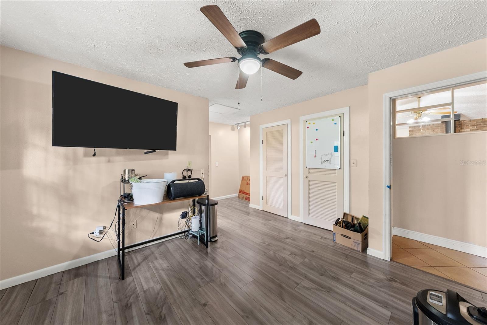 LAKEWOOD ACRES - Residential