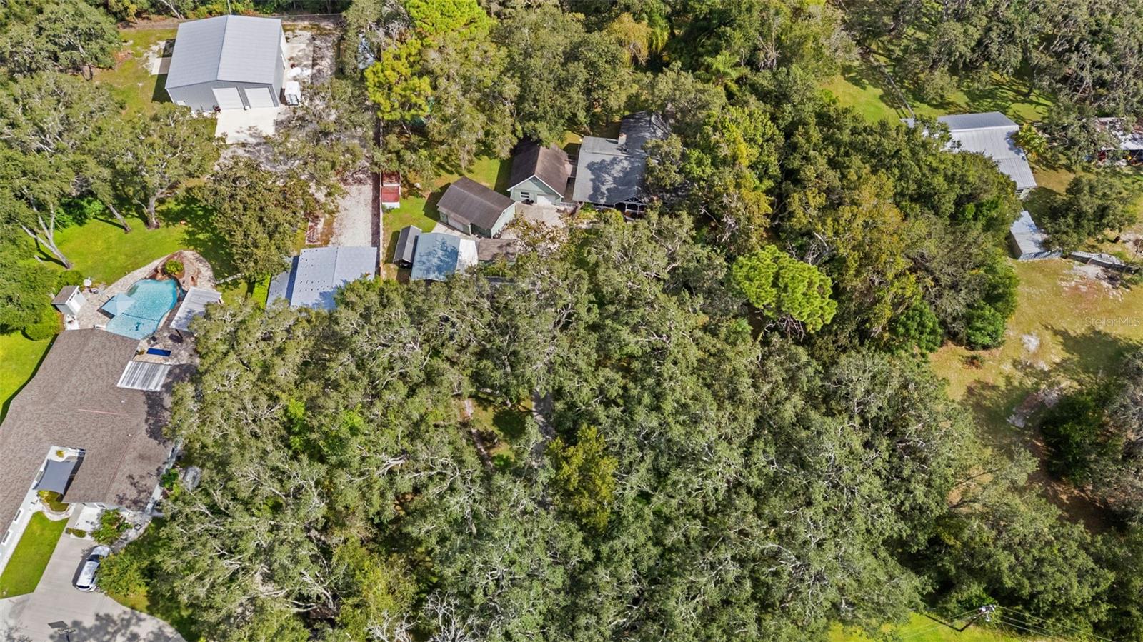 LAKEWOOD ACRES - Residential