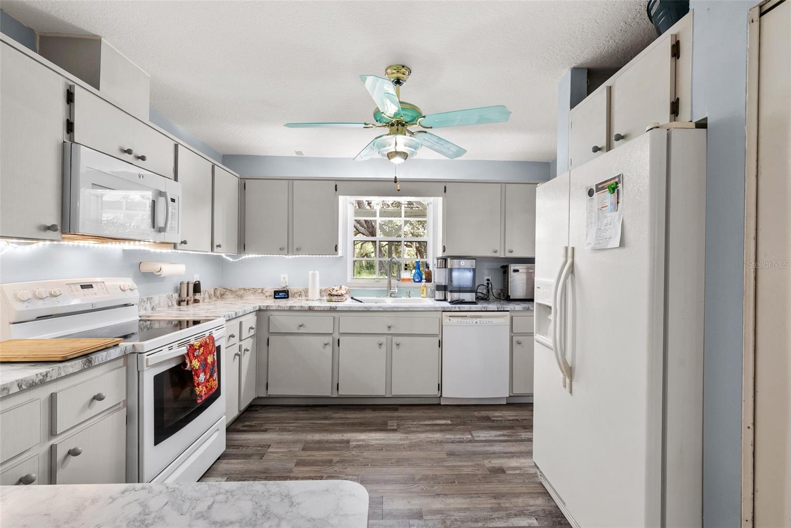 LAKEWOOD ACRES - Residential