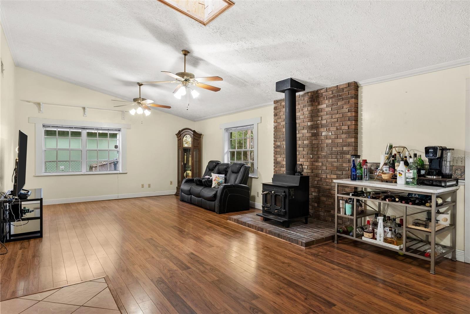 LAKEWOOD ACRES - Residential