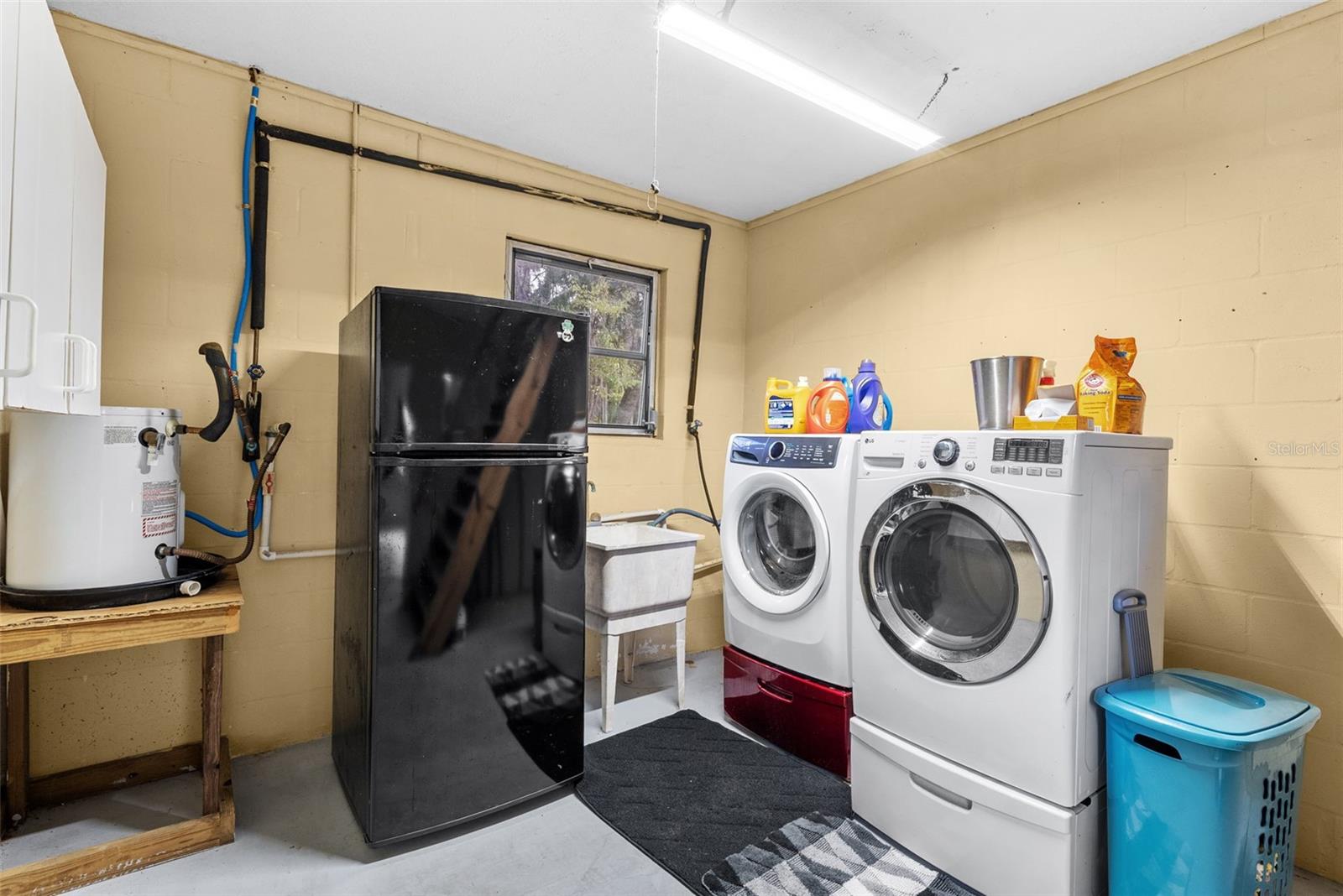 LAKEWOOD ACRES - Residential