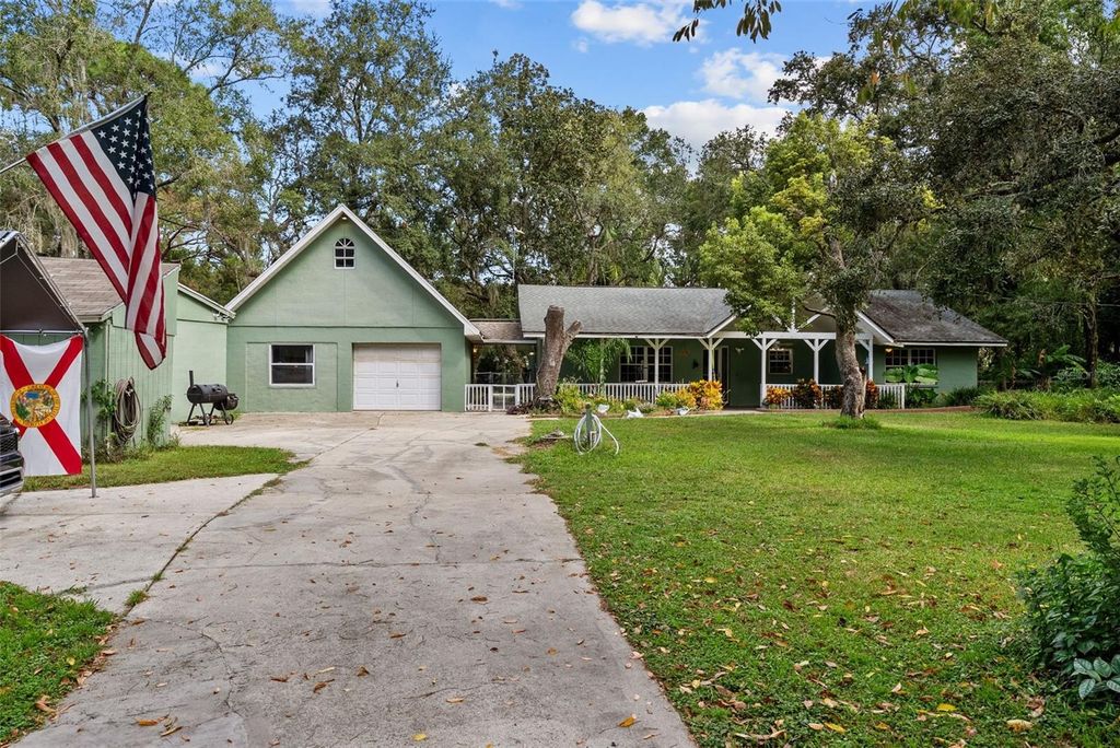 Photo of 11207 Pinto Drive, Hudson, FL 34669 (MLS # TB8432933)